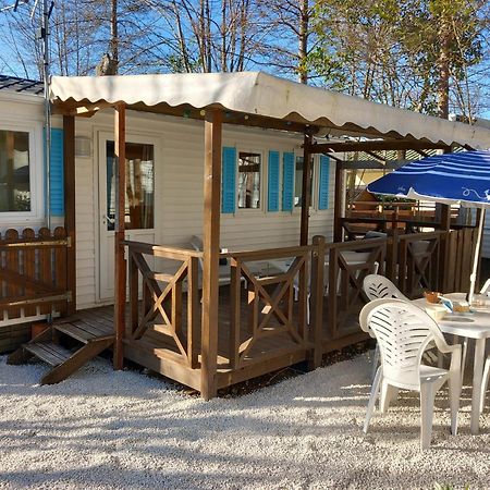 Mobilhome Les Volets Bleus Vaudreuille 외부 사진